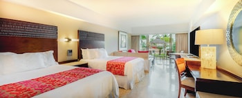 Ocean View Suite Double (2 Queen)