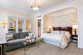 Prestige Room