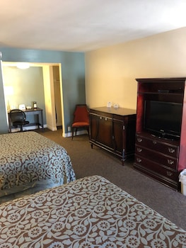 Standard Room, 2 Queen Beds, Accessible