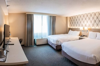 Room, 2 Queen Beds, Non Smoking