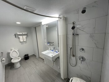 Standard Double Room, 2 Double Beds, Accessible