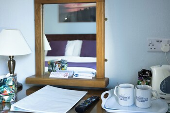 Standard Room, 1 King Bed, Non Smoking, Sea View
