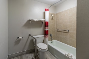 Standard Room, 1 Queen Bed, Accessible, Non Smoking
