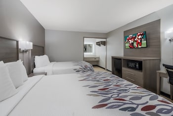 Deluxe Room, 2 Queen Beds, Non Smoking