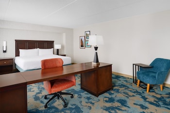 Room, 1 King Bed, Non Smoking, Corner