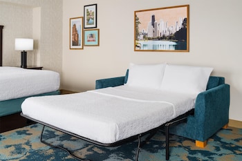 Room, 1 King Bed, Non Smoking, Corner