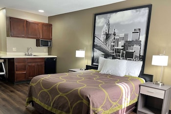 Efficiency, Room, 1 Queen Bed, Non Smoking