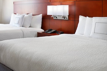 Room, 2 Queen Beds (Hearing Accessible)