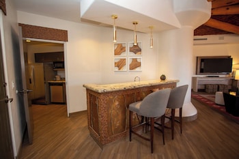 Suite, 1 Bedroom, Fireplace