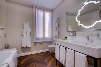 Executive Room, Multiple Beds, Non Smoking