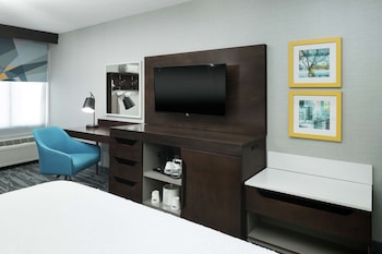 Room, 1 King Bed, Accessible (Hearing)