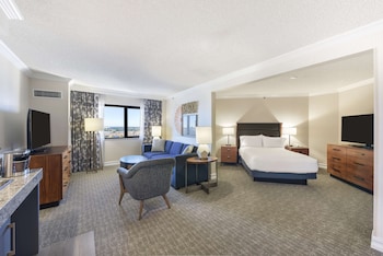 Family Suite - 1 King, 1 Double, 1 Queen Sofabed Hearing Access
