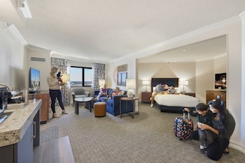 Family Suite - 1 King, 1 Double, 1 Queen Sofabed Hearing Access