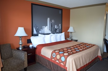 Basic Single Room, 1 King Bed, Non Smoking
