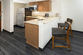 Suite, 1 Bedroom, Accessible (Accessible Tub)
