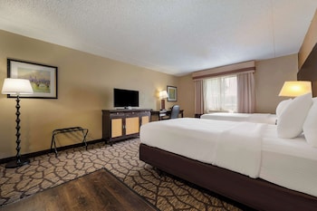 Suite, 2 Double Beds, Non Smoking, Kitchenette (1st Floor)