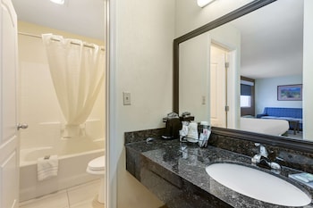 Standard Room, 2 Queen Beds, Non Smoking, Refrigerator & Microwave