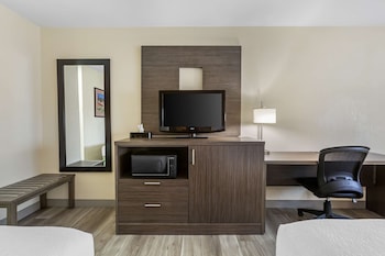 Standard Room, 2 Queen Beds, Non Smoking, Refrigerator & Microwave