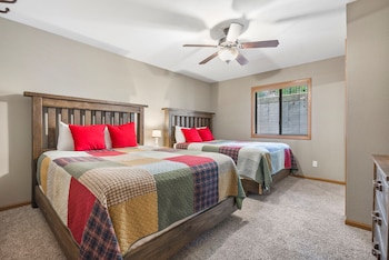 2-BD Condo - Terrace Level - 1502