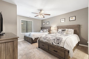 2 Bedroom Waterfront Condo #603