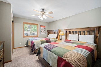 1-BD Lake View Condo - Walk-In Level - 1507B