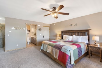 Studio Condo - Terrace Level - 1503A