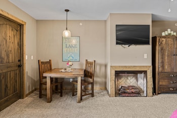 Studio Condo - Terrace Level - 1501A