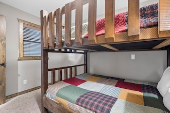 3-BD Lake View Condo - Walk-In Level - 1506