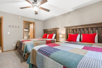2-BD Condo - Terrace Level - 1502