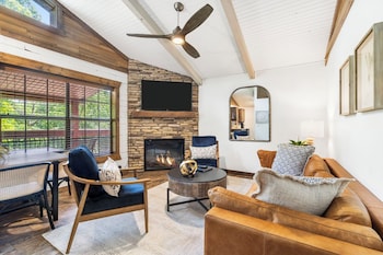 2-BD Cabin #15