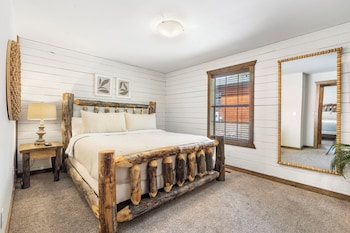 2-BD Cabin #15
