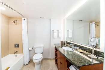Junior Suite, 1 King Bed, Accessible, Non Smoking