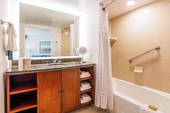 Junior Suite, One King Bed, Non-Smoking
