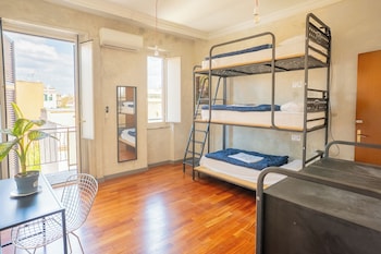 Room, Multiple Beds (Private Room for 5 People)