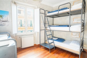 Room, Multiple Beds (Private Room for 5 People)