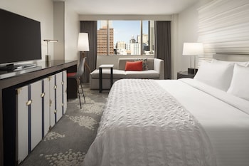 Superior Room, 1 King Bed, River View