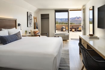 Room, 1 King Bed, Terrace (Mobility Accessible, Roll-in Shower)