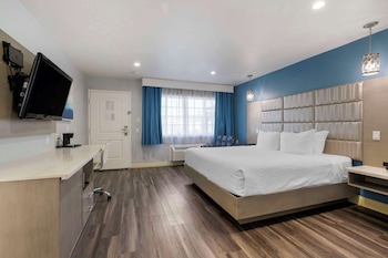 Standard Room, Multiple Beds, Accessible, Non Smoking