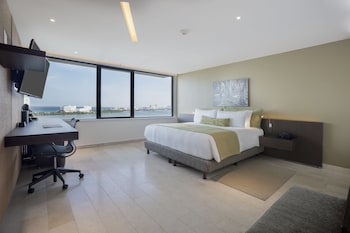 Suite, 1 King Bed, Terrace, Ocean View