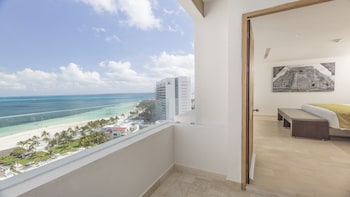 Suite, 1 King Bed, Terrace, Ocean View