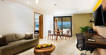 Suite, 1 King Bed, Terrace, Lagoon View