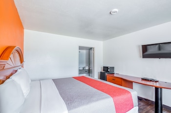 Room, 1 King Bed, Accessible
