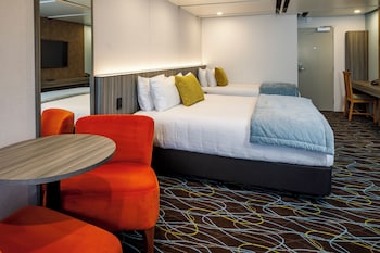 Superior Room, 1 King Bed