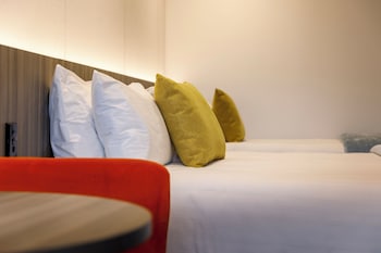 Superior Room, 1 King Bed