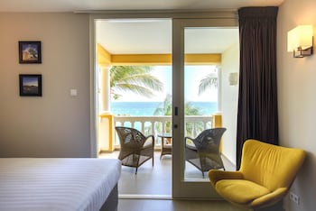 Deluxe room, oceanfront (La Belle Alliance)