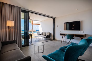 Premium Apartment, 2 Bedrooms, Ocean View, Beachfront