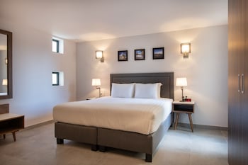 Premium Apartment, 2 Bedrooms, Ocean View, Beachfront