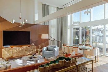 Grand Villa, 2 Bedrooms (Two Story, Atrium)