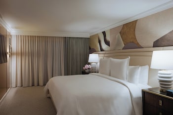 Suite, 1 King Bed, Oceanfront (Pacifica)