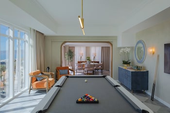 Suite, 1 King Bed (Santa Monica)
